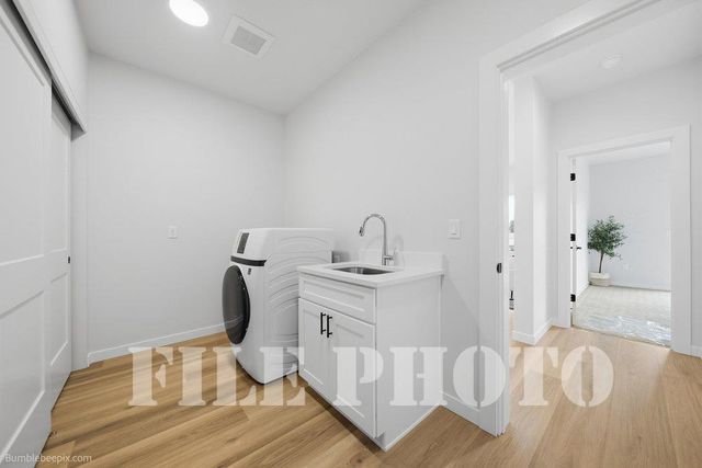 1024 Steptoe View Ln, Cheney, WA 99004