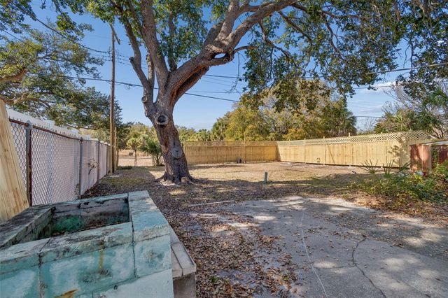 5409 S LOIS AVENUE, Tampa, FL 33611