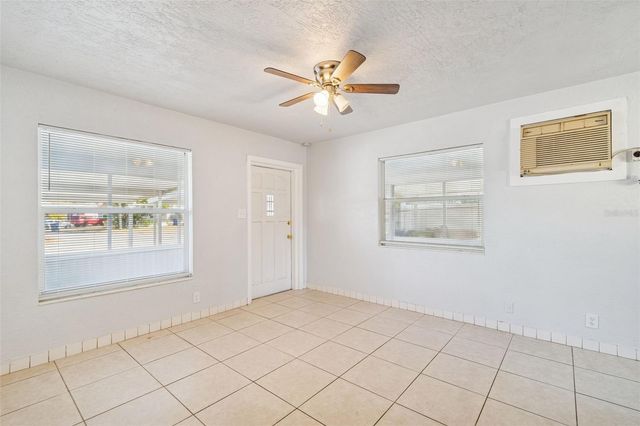 5409 S LOIS AVENUE, Tampa, FL 33611