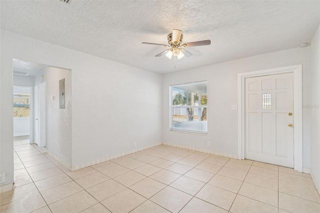 5409 S LOIS AVENUE, Tampa, FL 33611