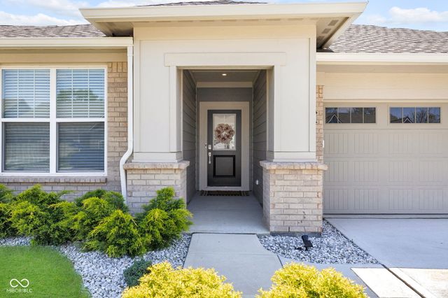 5159 Bayberry Court, Whitestown, IN 46075