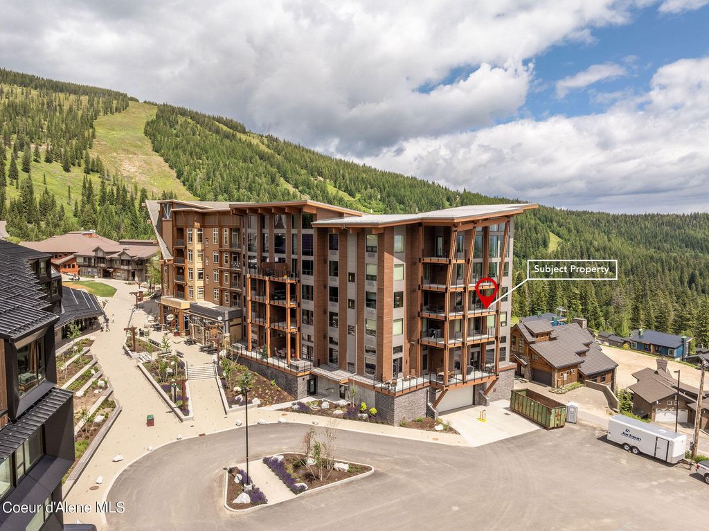 124 Village Ln, # 318, Sandpoint, ID 83864