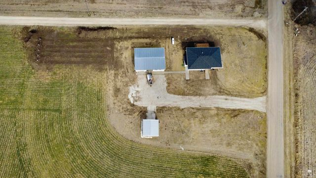 7846 Lyon Creek Road, Junction City, KS 66441