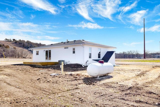 7846 Lyon Creek Road, Junction City, KS 66441