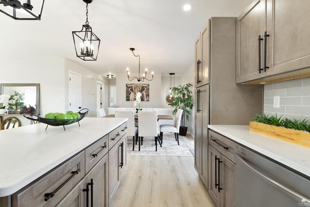 7846 Lyon Creek Road, Junction City, KS 66441