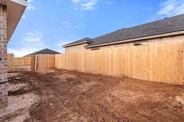 13807 Flint Avenue, Lubbock, TX 79423