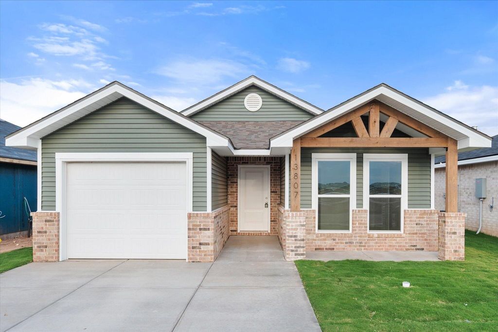 13807 Flint Avenue, Lubbock, TX 79423