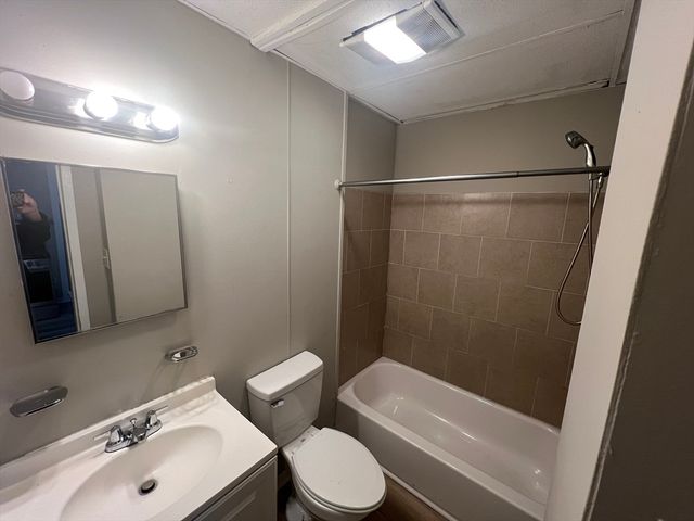 14 Hacker 1, Worcester, MA 01603