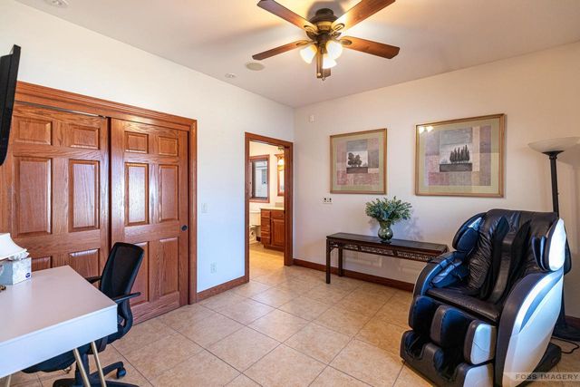 5728 Lake Edge Road, Mcfarland, WI 53558