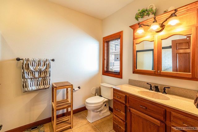 5728 Lake Edge Road, Mcfarland, WI 53558