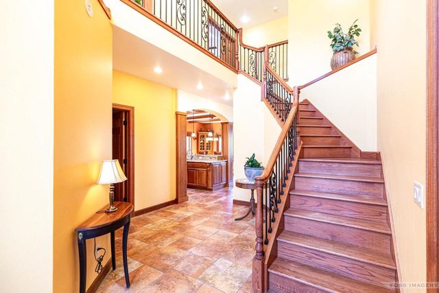 5728 Lake Edge Road, Mcfarland, WI 53558