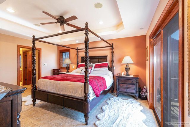 5728 Lake Edge Road, Mcfarland, WI 53558