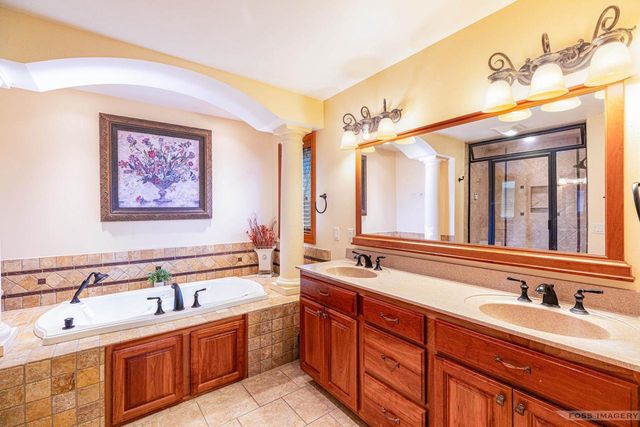 5728 Lake Edge Road, Mcfarland, WI 53558