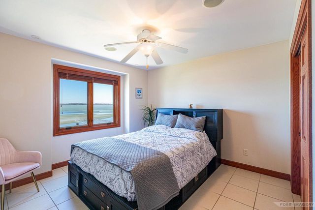 5728 Lake Edge Road, Mcfarland, WI 53558