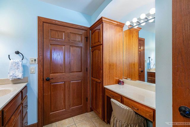 5728 Lake Edge Road, Mcfarland, WI 53558