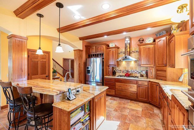 5728 Lake Edge Road, Mcfarland, WI 53558