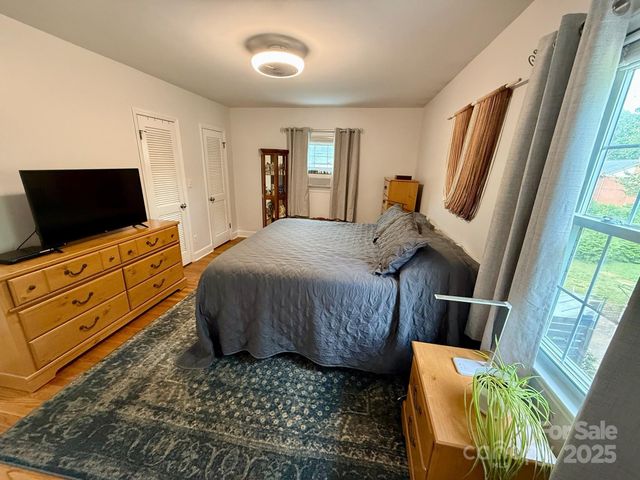 1258 Cambridge Street, Gastonia, NC 28054