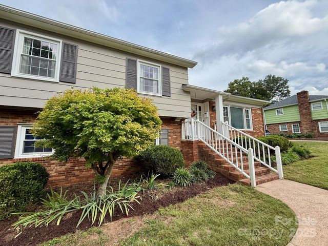 1258 Cambridge Street, Gastonia, NC 28054