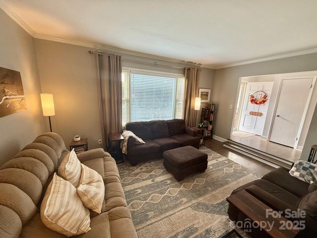 1258 Cambridge Street, Gastonia, NC 28054