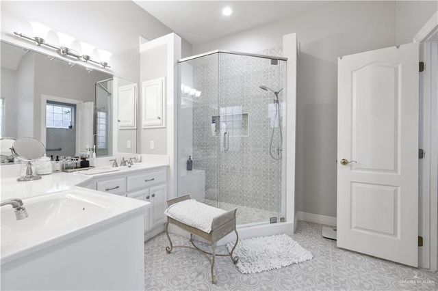 1201 Hibiscus Avenue, Mcallen, TX 78501