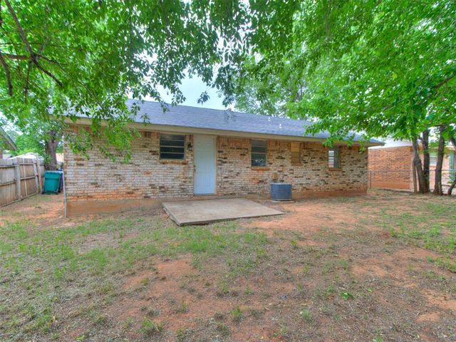 4825 S Fairmont Avenue, Oklahoma City, OK 73129