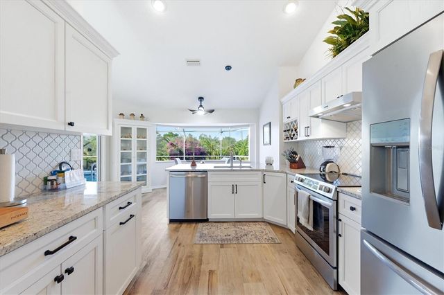 682 BOUNDARY BOULEVARD, Rotonda West, FL 33947