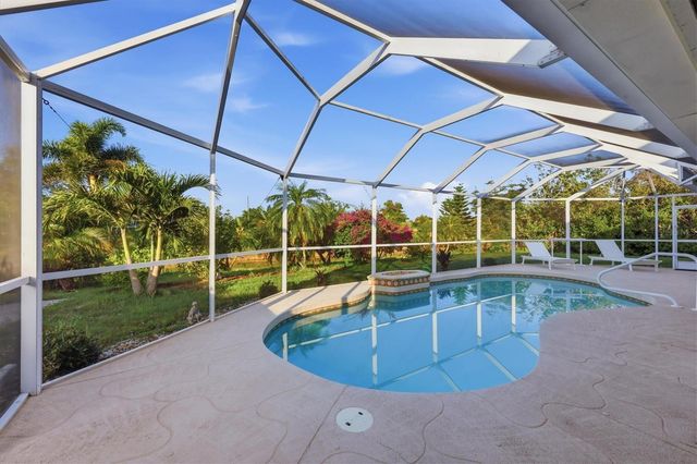 682 BOUNDARY BOULEVARD, Rotonda West, FL 33947