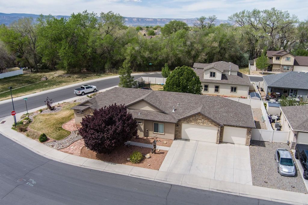 627 Bradford Drive, Grand Junction, CO 81504