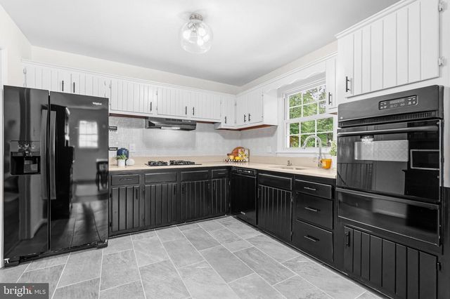 4214 ALCOTT ST, Alexandria, VA 22309