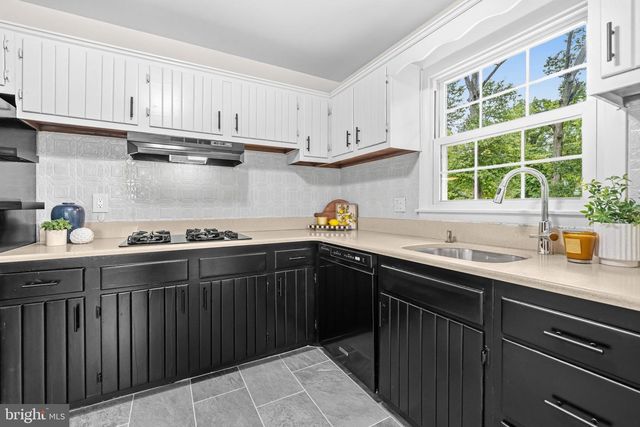 4214 ALCOTT ST, Alexandria, VA 22309