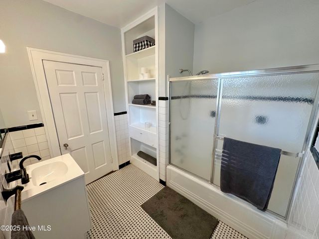 3348 N Pitt Street, Farmville, NC 27828