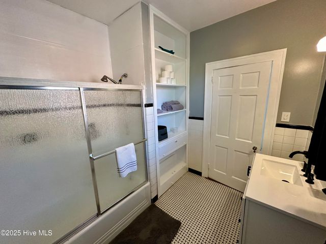 3348 N Pitt Street, Farmville, NC 27828