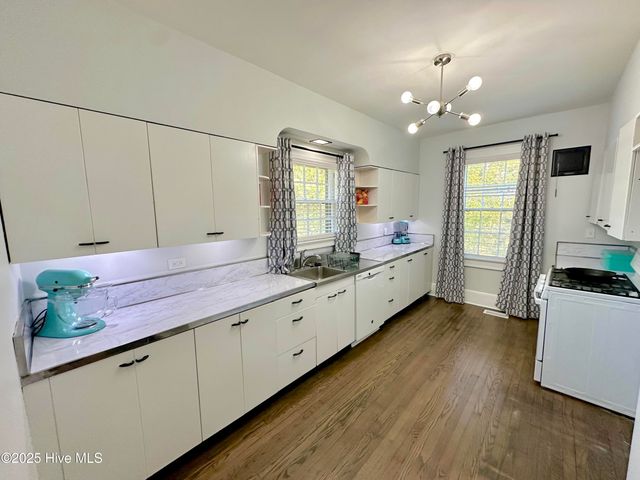 3348 N Pitt Street, Farmville, NC 27828