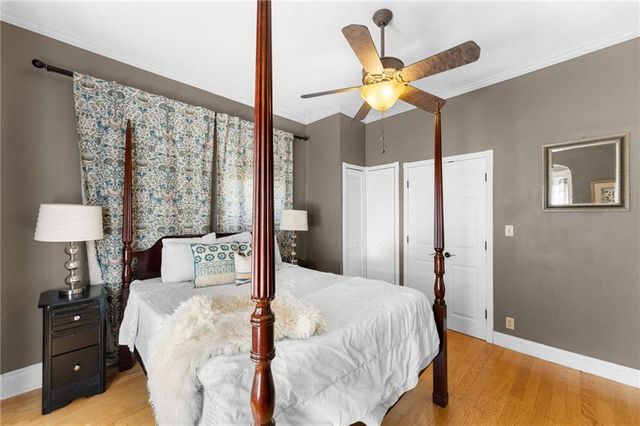 6 W 12th Street, Parkville, MO 64152