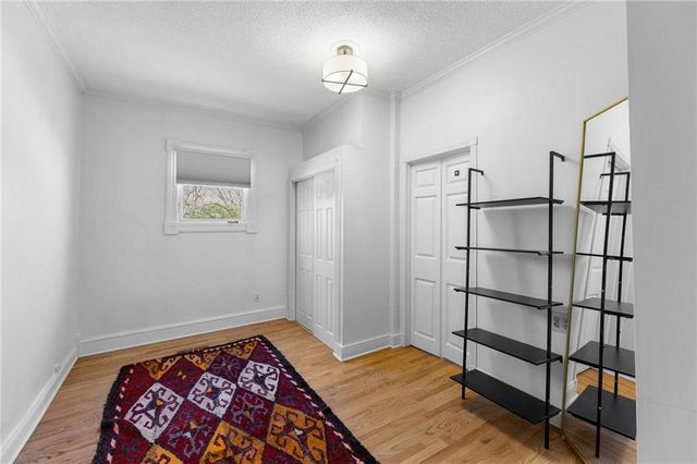 6 W 12th Street, Parkville, MO 64152