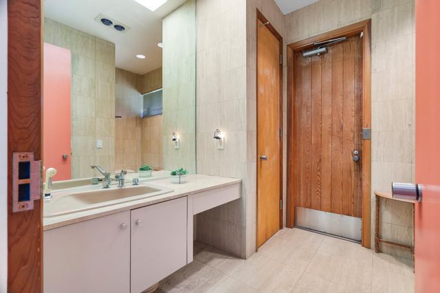 5300 White Oak Lane, Tamarac, FL 33319