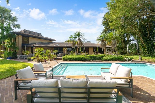 5300 White Oak Lane, Tamarac, FL 33319