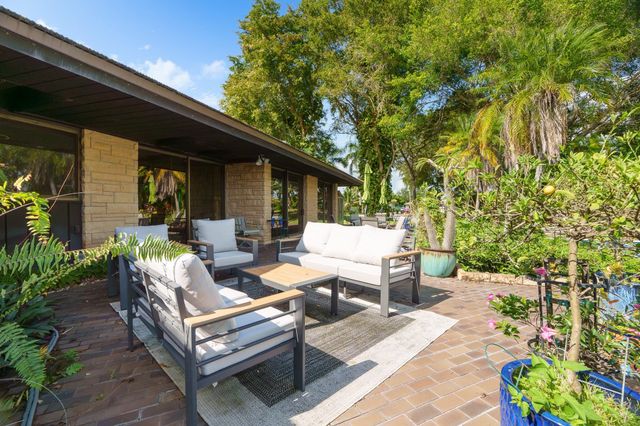 5300 White Oak Lane, Tamarac, FL 33319