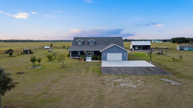 17165 LAKE IOLA ROAD, Dade City, FL 33523
