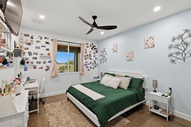 17165 LAKE IOLA ROAD, Dade City, FL 33523