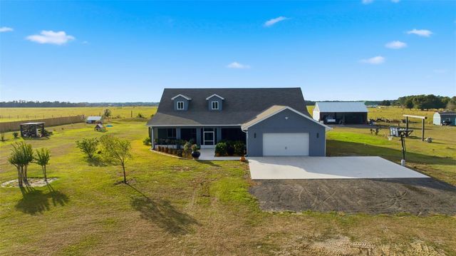 17165 LAKE IOLA ROAD, Dade City, FL 33523