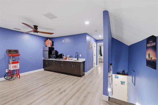 17165 LAKE IOLA ROAD, Dade City, FL 33523