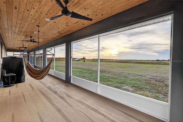 17165 LAKE IOLA ROAD, Dade City, FL 33523