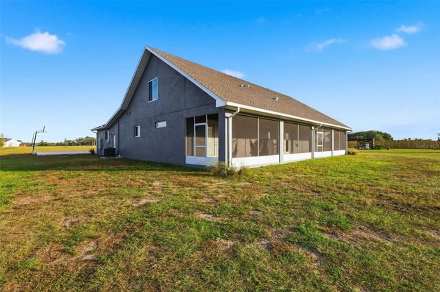 17165 LAKE IOLA ROAD, Dade City, FL 33523