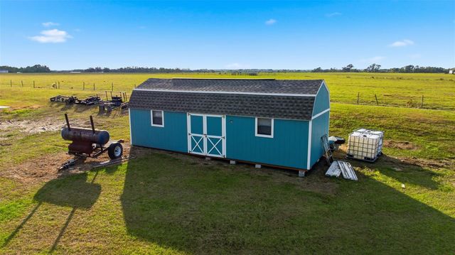 17165 LAKE IOLA ROAD, Dade City, FL 33523