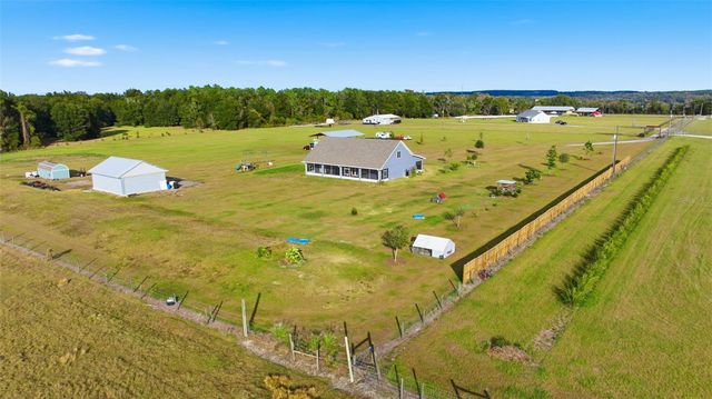 17165 LAKE IOLA ROAD, Dade City, FL 33523