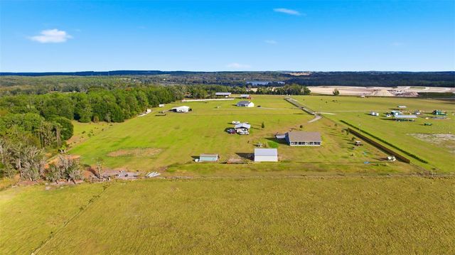 17165 LAKE IOLA ROAD, Dade City, FL 33523