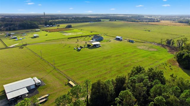 17165 LAKE IOLA ROAD, Dade City, FL 33523