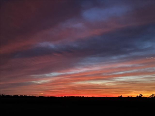 17165 LAKE IOLA ROAD, Dade City, FL 33523