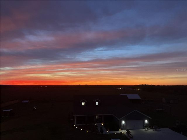 17165 LAKE IOLA ROAD, Dade City, FL 33523